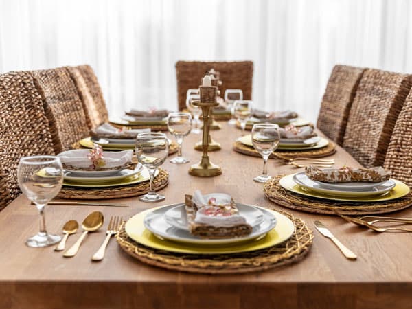 Table Linens & Chair Covers